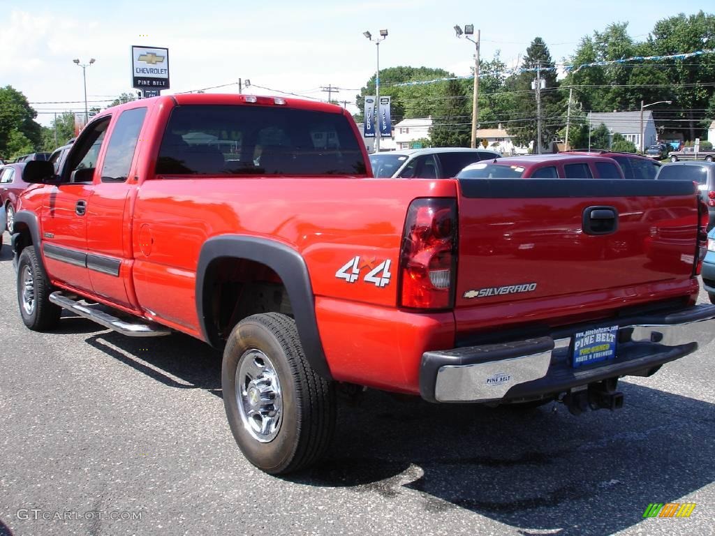 2007 Silverado 2500HD Classic LT Extended Cab 4x4 - Victory Red / Dark Charcoal photo #5