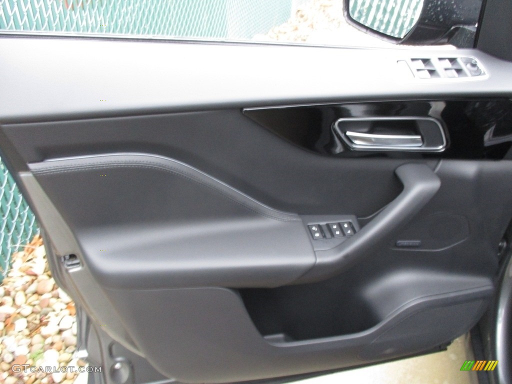 2017 Jaguar F-PACE 20d AWD Premium Jet Door Panel Photo #118227434