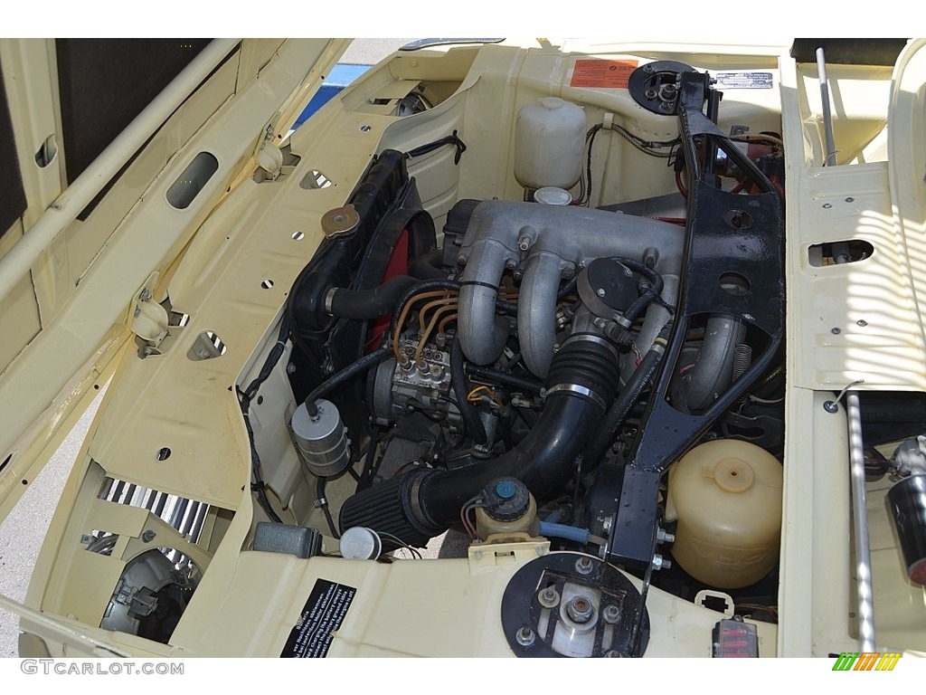 1971 BMW 2002 Standard 2002 Model 2.0 Liter OHV 8-Valve 4 Cylinder Engine Photo #118227752