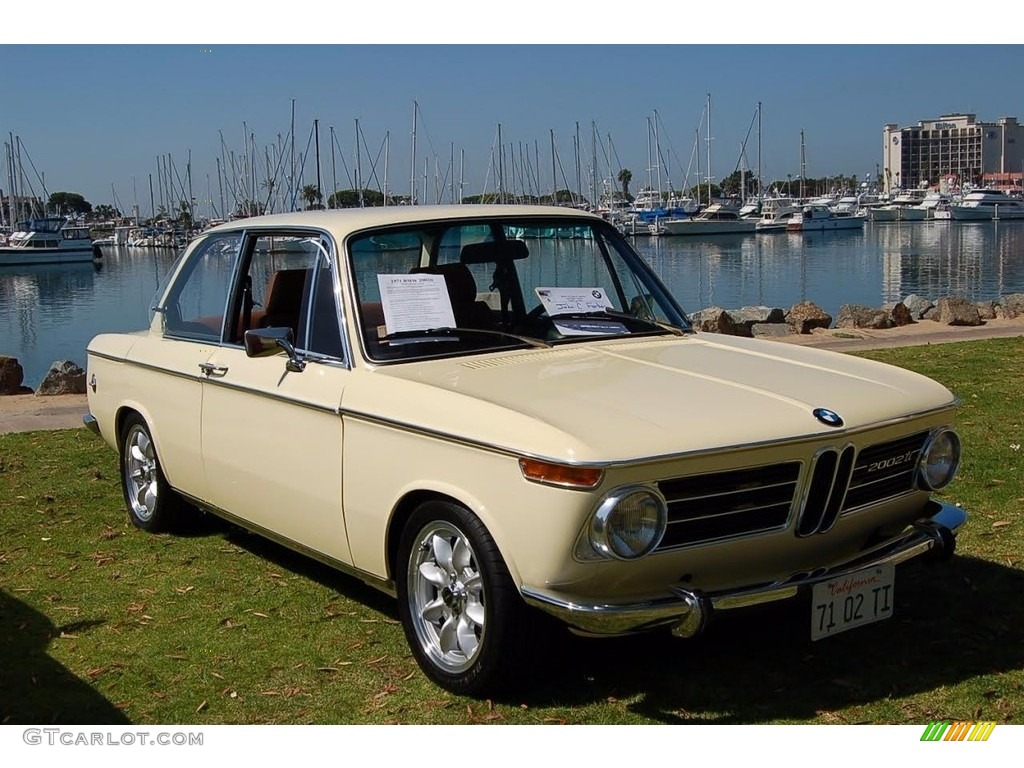 1971 BMW 2002 Standard 2002 Model Exterior Photos
