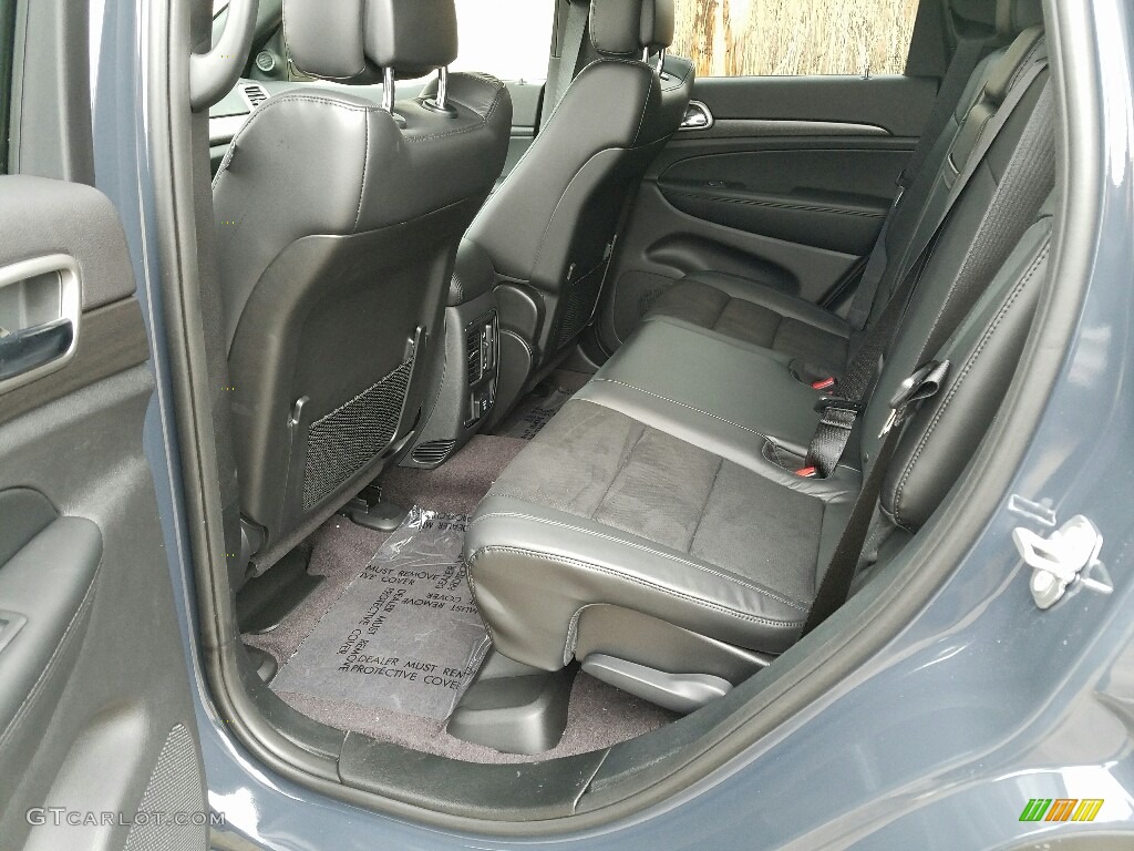 2017 Grand Cherokee Laredo 4x4 - Diamond Black Crystal Pearl / Black photo #8