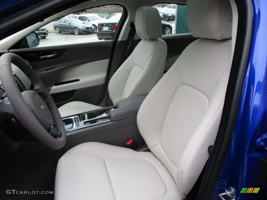2017 Jaguar XE 35t Premium AWD Front Seat Photo #118230236
