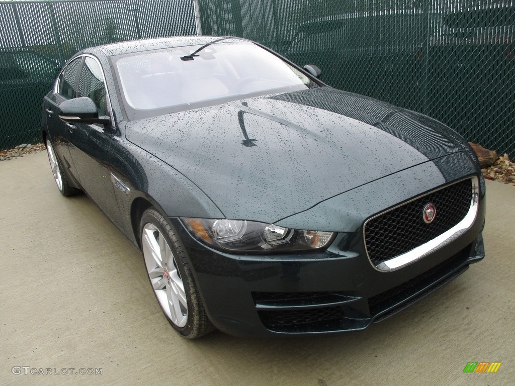2017 XE 35t Premium AWD - British Racing Green / Jet photo #6