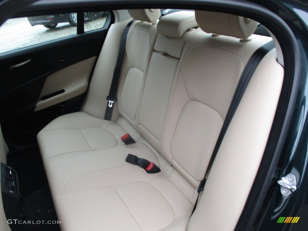 2017 XE 35t Premium AWD - British Racing Green / Jet photo #14