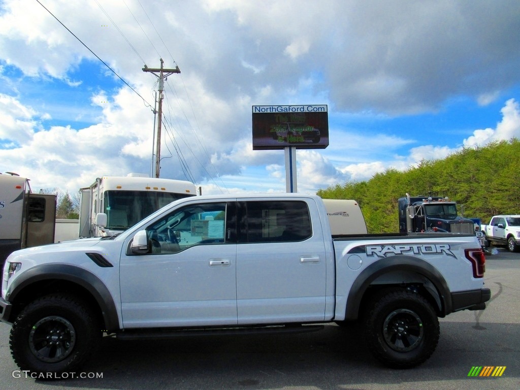 2017 F150 SVT Raptor SuperCrew 4x4 - Oxford White / Raptor Black/Orange Accent photo #2