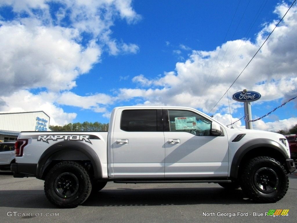 2017 F150 SVT Raptor SuperCrew 4x4 - Oxford White / Raptor Black/Orange Accent photo #6
