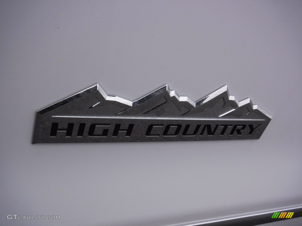 2017 Chevrolet Silverado 3500HD High Country Crew Cab Dual Rear Wheel 4x4 Marks and Logos Photo #118235030