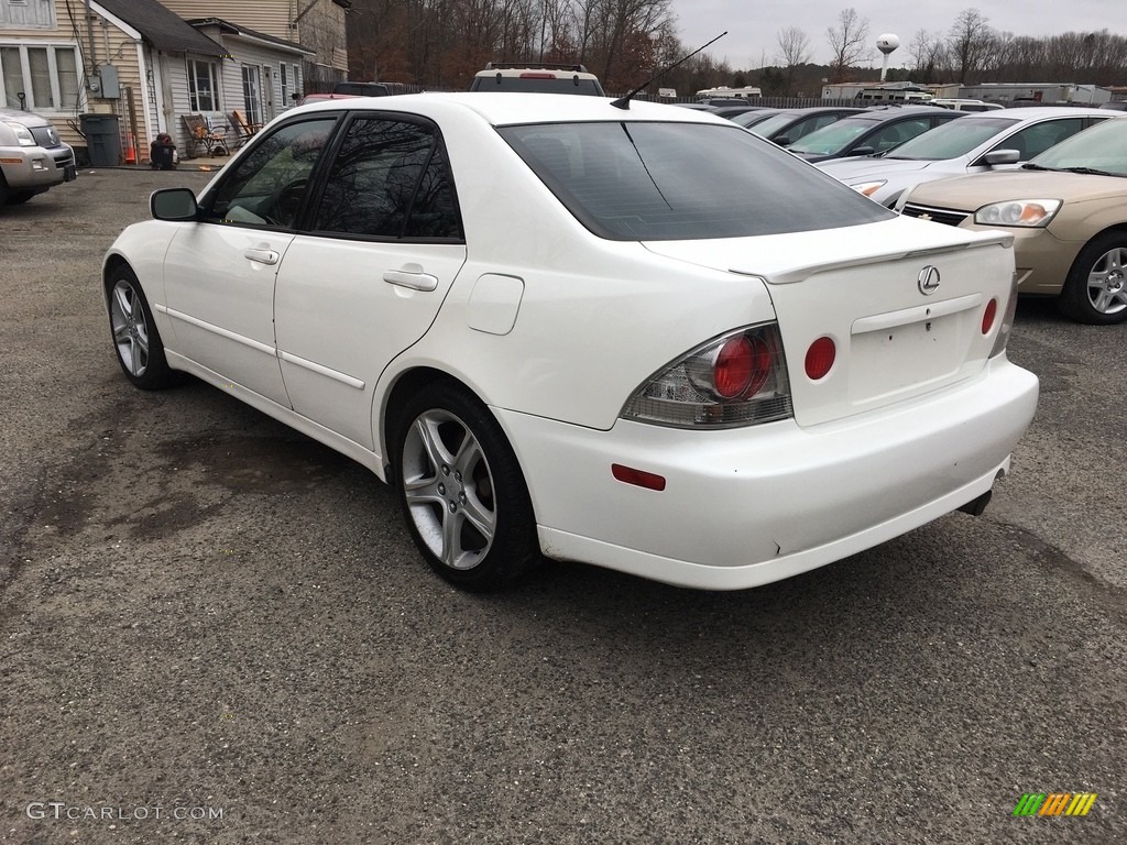 2002 IS 300 - Crystal White / Ivory photo #4