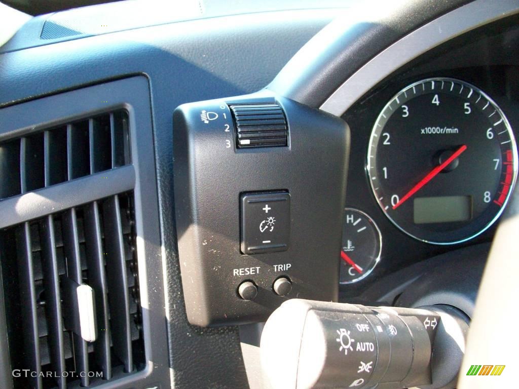 2004 FX 45 AWD - Liquid Copper Metallic / Black photo #18