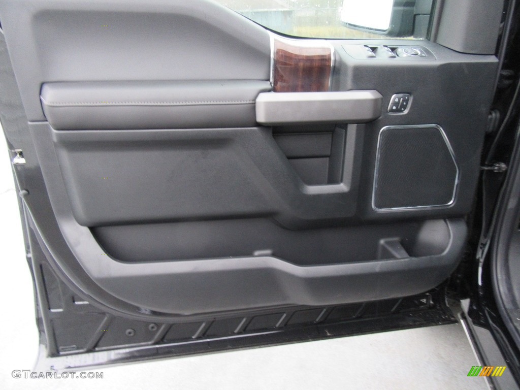 2017 F150 Platinum SuperCrew 4x4 - Shadow Black / Black photo #19
