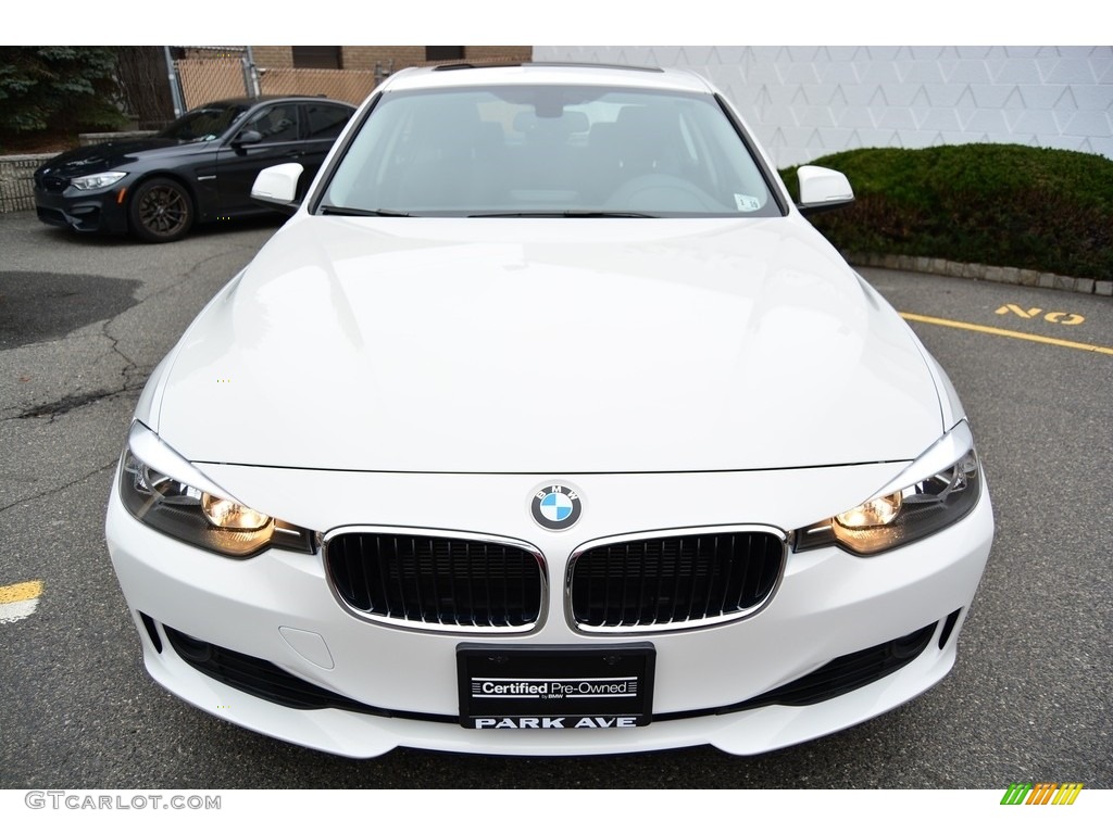 2014 3 Series 328i xDrive Sedan - Alpine White / Black photo #7