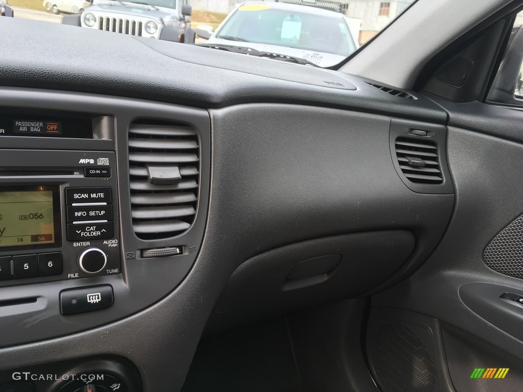 2009 Rio Rio5 LX Hatchback - Midnight Black / Gray photo #19