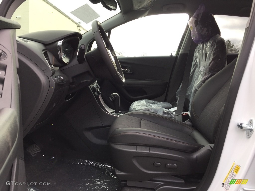 2017 Chevrolet Trax LT AWD Front Seat Photos