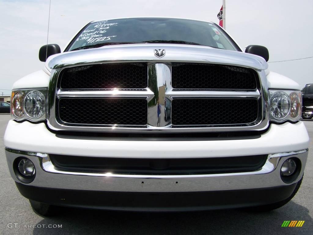 2003 Ram 1500 SLT Quad Cab - Bright White / Taupe photo #3