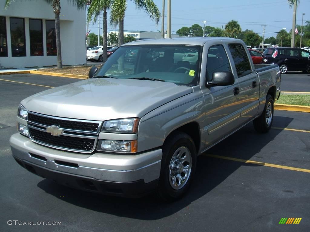 2006 Silverado 1500 LS Crew Cab - Silver Birch Metallic / Dark Charcoal photo #1
