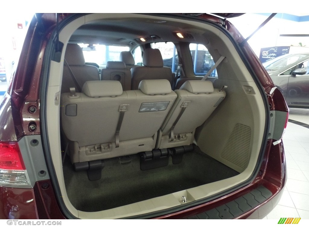 2017 Honda Odyssey EX-L Trunk Photo #118252920