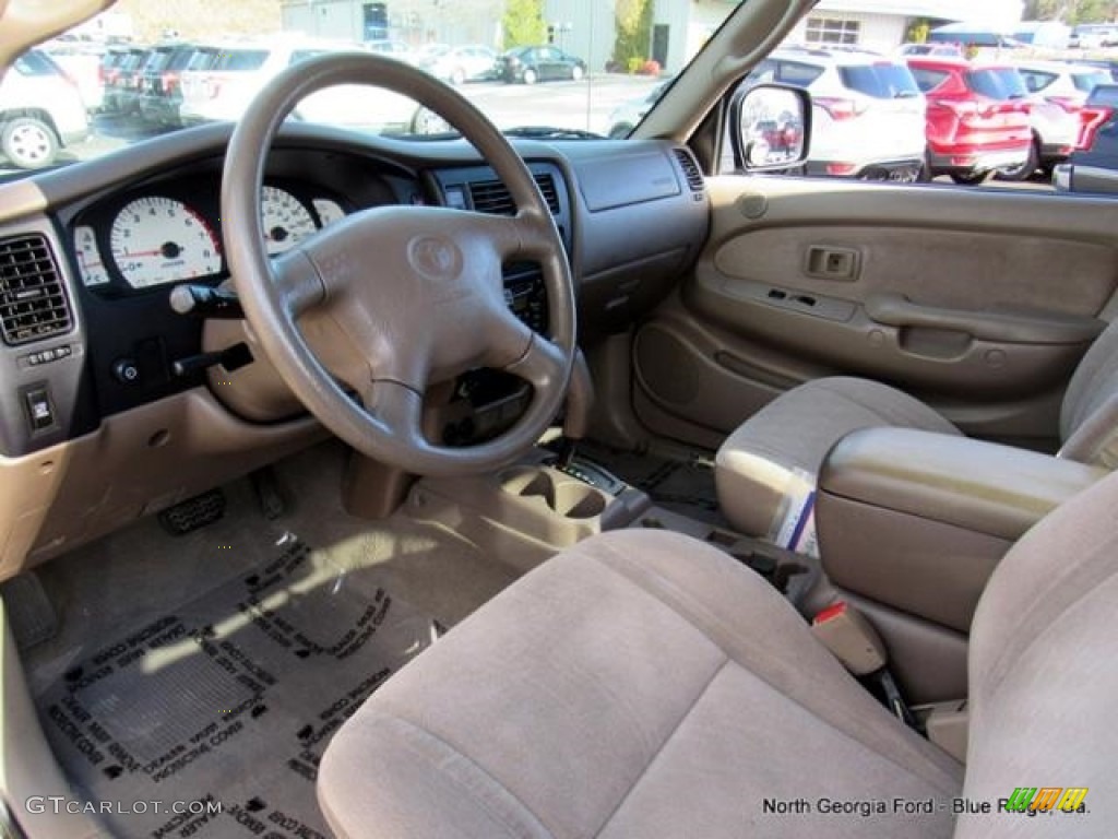 2004 Tacoma V6 PreRunner Xtracab - Mystic Gold Metallic / Oak photo #26