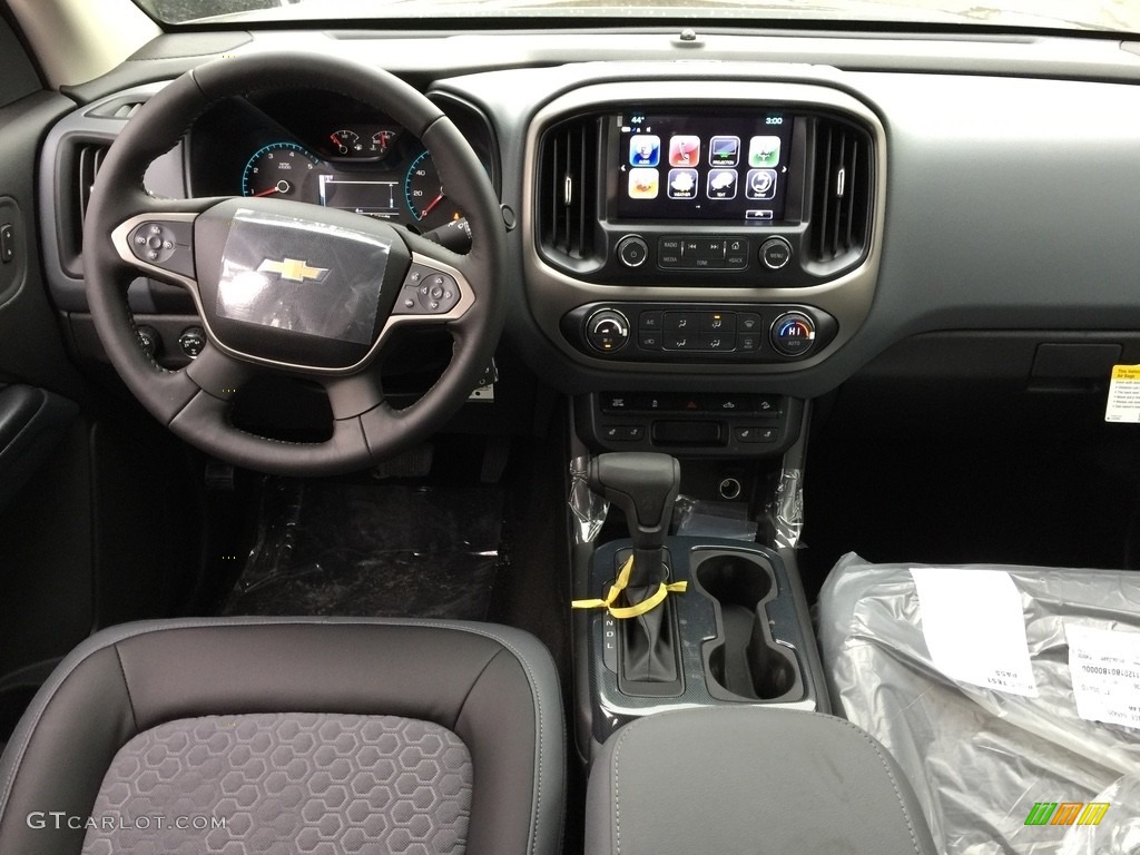 2017 Chevrolet Colorado Z71 Crew Cab 4x4 Jet Black Dashboard Photo #118253700