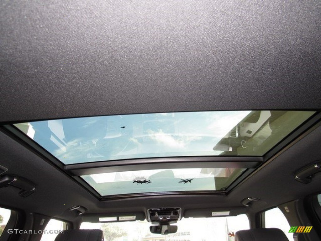 2017 Land Rover Range Rover Supercharged Sunroof Photo #118258179