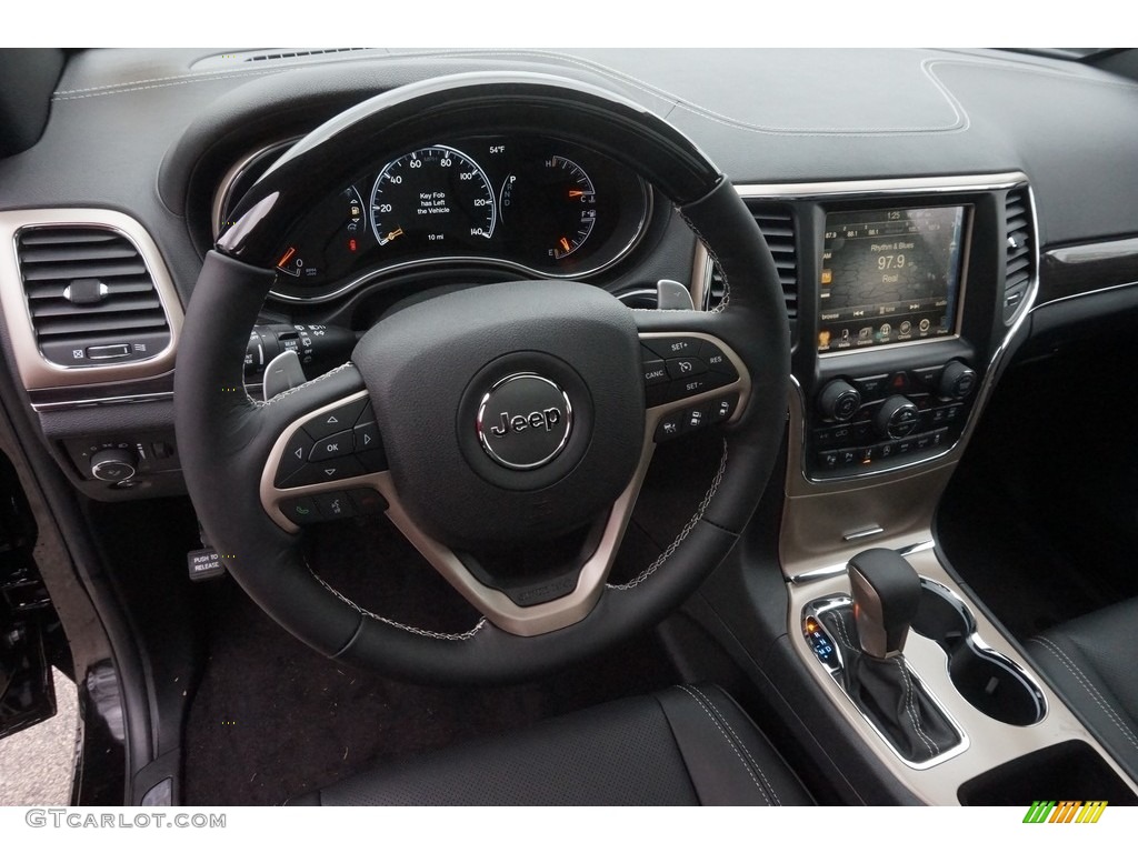 2017 Jeep Grand Cherokee Overland Dashboard Photos