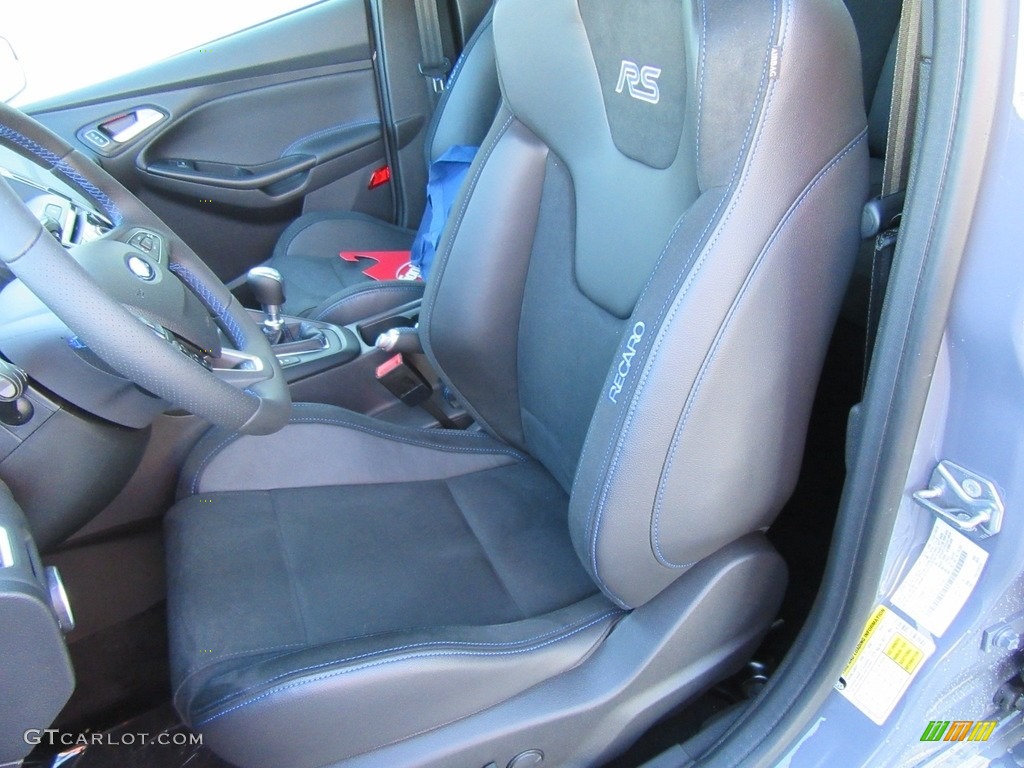 2017 Ford Focus RS Hatch Front Seat Photo #118270353