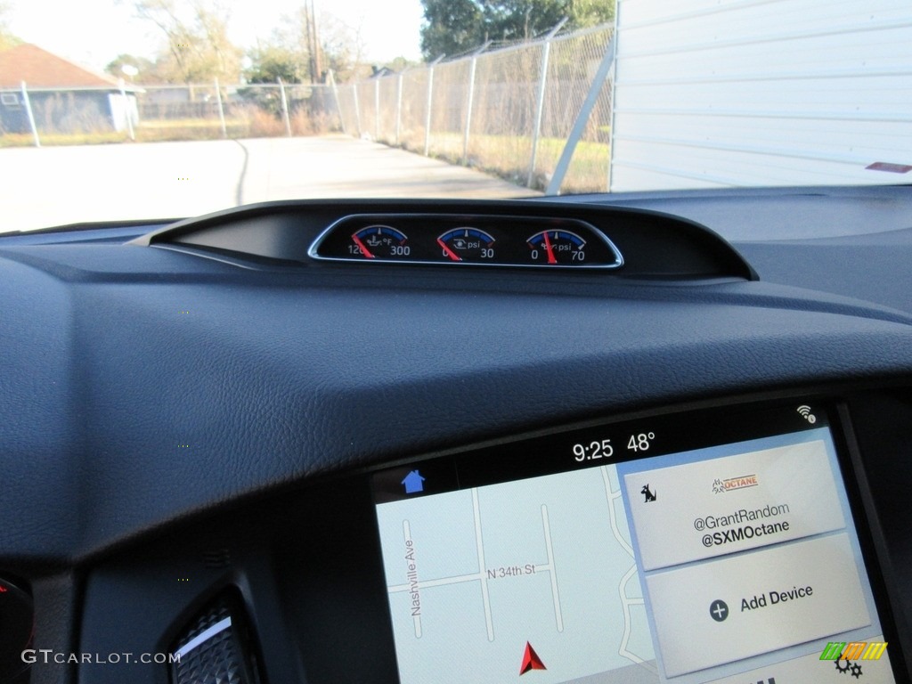 2017 Ford Focus RS Hatch Gauges Photo #118270488