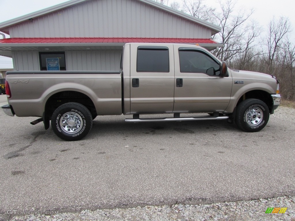 2004 F250 Super Duty XLT Crew Cab 4x4 - Arizona Beige Metallic / Medium Parchment photo #2