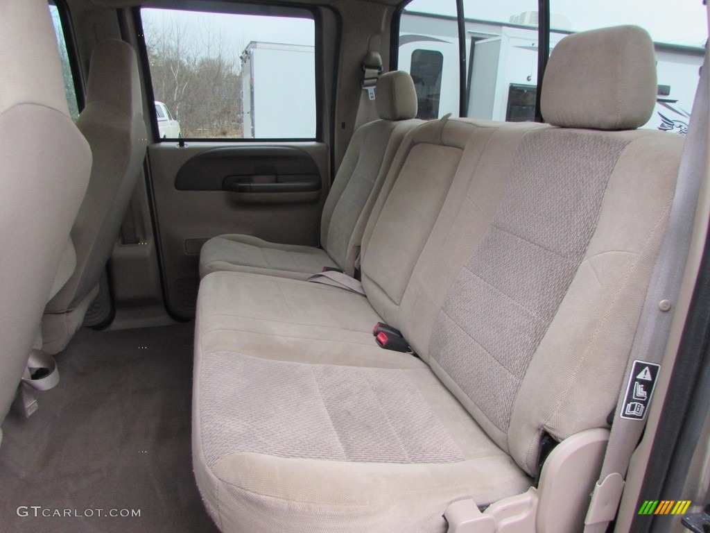 2004 F250 Super Duty XLT Crew Cab 4x4 - Arizona Beige Metallic / Medium Parchment photo #18