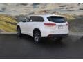 2017 Blizzard White Pearl Toyota Highlander XLE AWD  photo #3