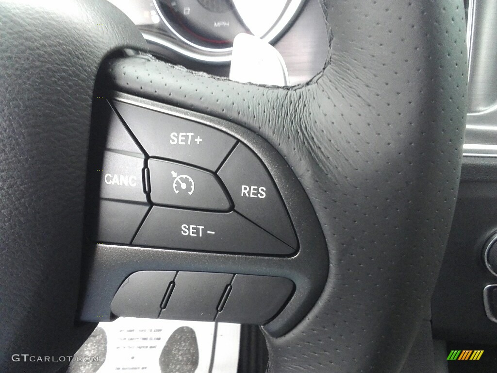 2017 Dodge Charger R/T Scat Pack Controls Photo #118275399