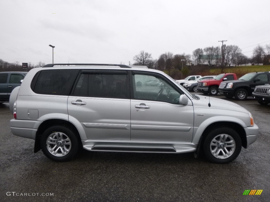 2006 XL7 7 Passenger AWD - Silky Silver Metallic / Gray photo #4
