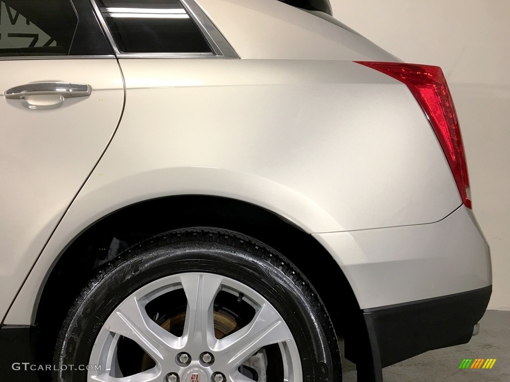 2010 SRX V6 - Gold Mist / Shale/Brownstone photo #29