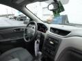 Summit White - Traverse LS AWD Photo No. 4