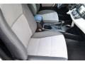 Super White - RAV4 LE Photo No. 17