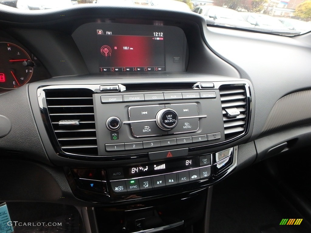 2017 Honda Accord Sport Sedan Controls Photos