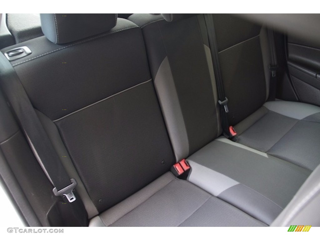 2014 Focus SE Hatchback - Ingot Silver / Charcoal Black photo #16