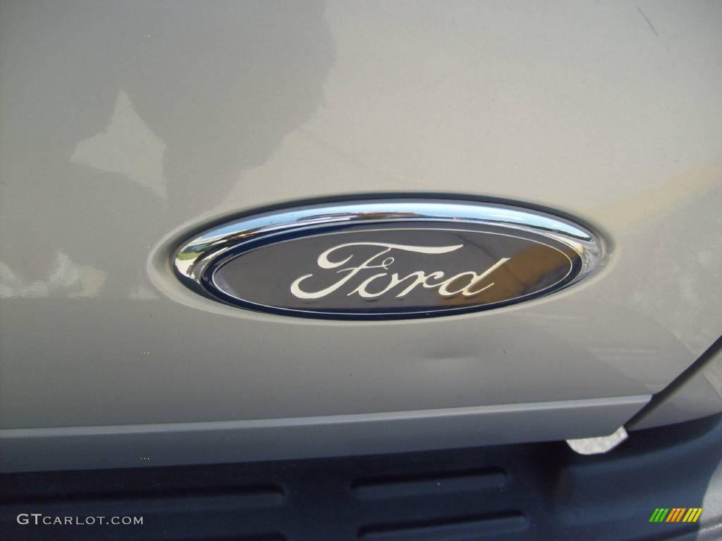 2004 F350 Super Duty Lariat Crew Cab 4x4 Dually - Silver Metallic / Medium Flint photo #11