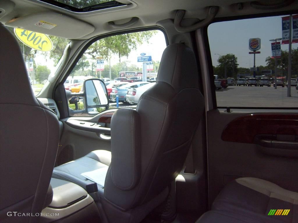 2004 F350 Super Duty Lariat Crew Cab 4x4 Dually - Silver Metallic / Medium Flint photo #22