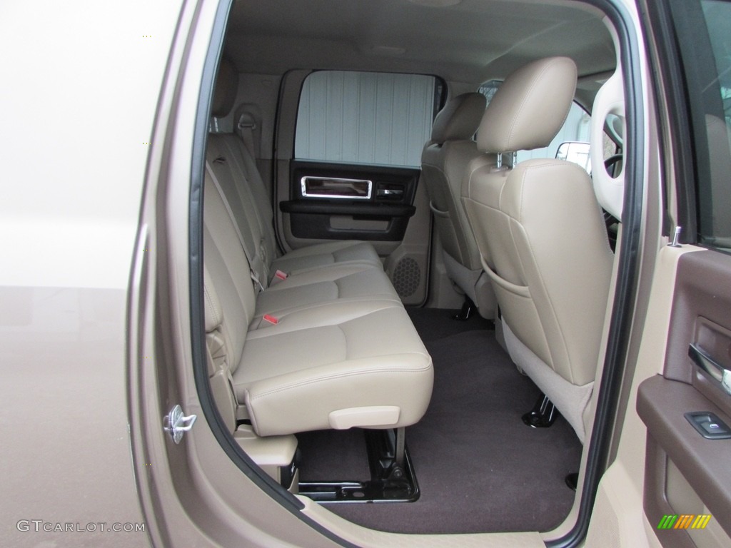 2010 Ram 2500 Laramie Mega Cab 4x4 - Austin Tan Pearl / Light Pebble Beige/Bark Brown photo #18