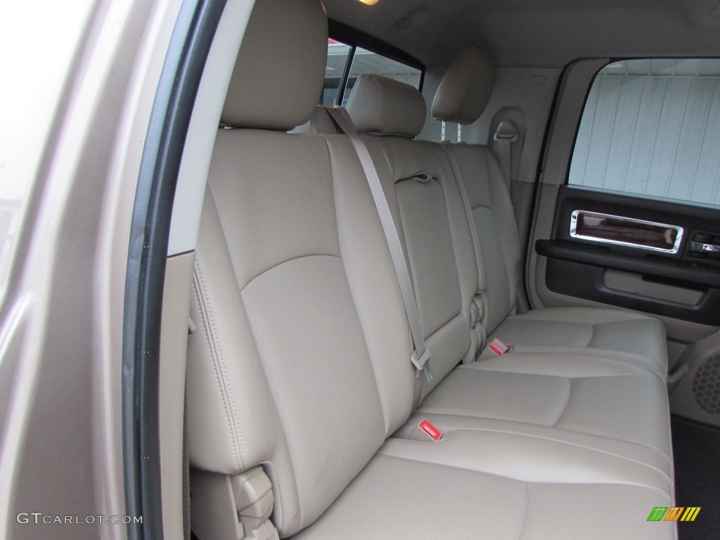 2010 Ram 2500 Laramie Mega Cab 4x4 - Austin Tan Pearl / Light Pebble Beige/Bark Brown photo #20