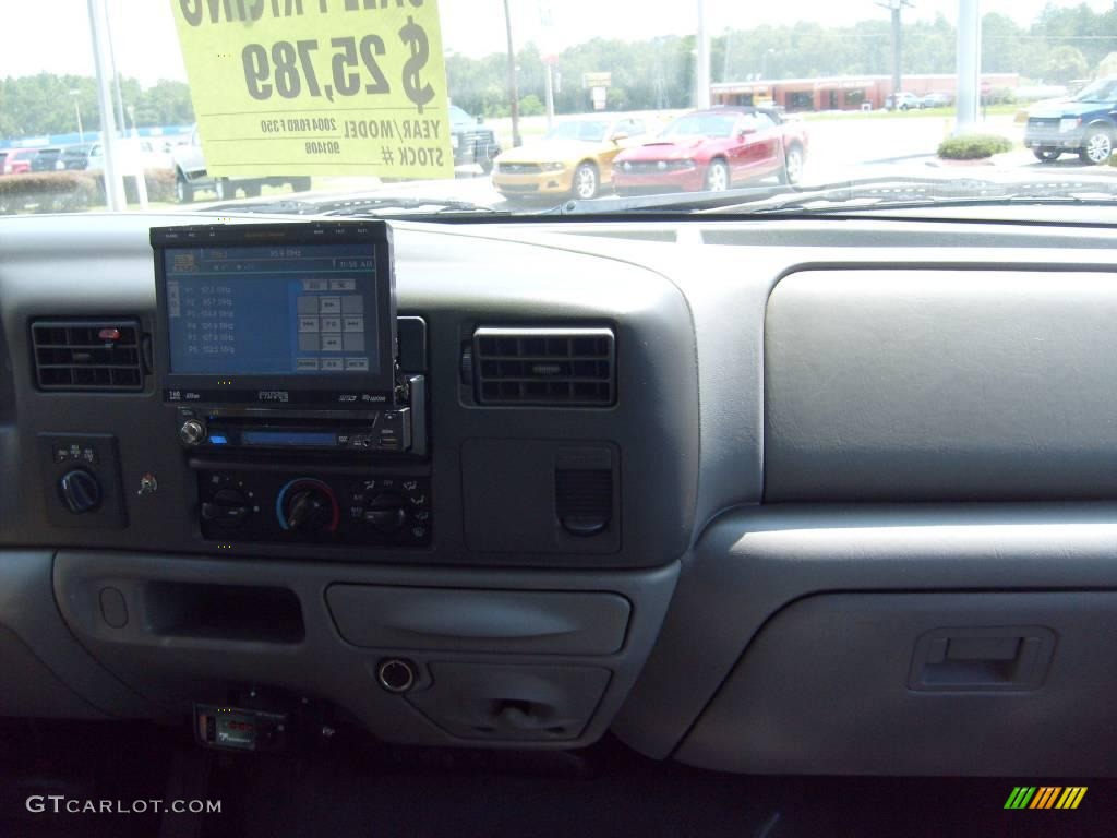 2004 F350 Super Duty Lariat Crew Cab 4x4 Dually - Silver Metallic / Medium Flint photo #26