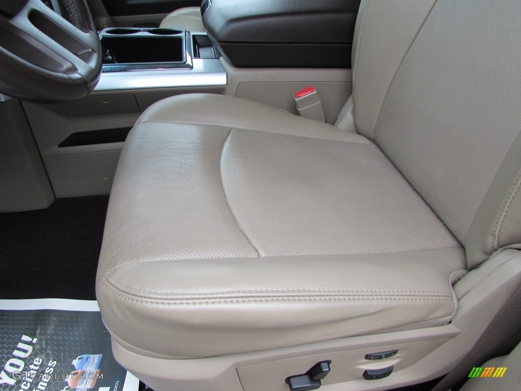 2010 Ram 2500 Laramie Mega Cab 4x4 - Austin Tan Pearl / Light Pebble Beige/Bark Brown photo #41