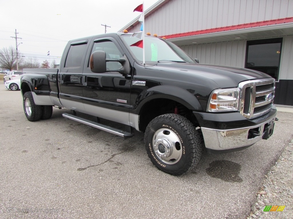 2005 F350 Super Duty Lariat Crew Cab 4x4 Dually - Black / Medium Flint photo #8