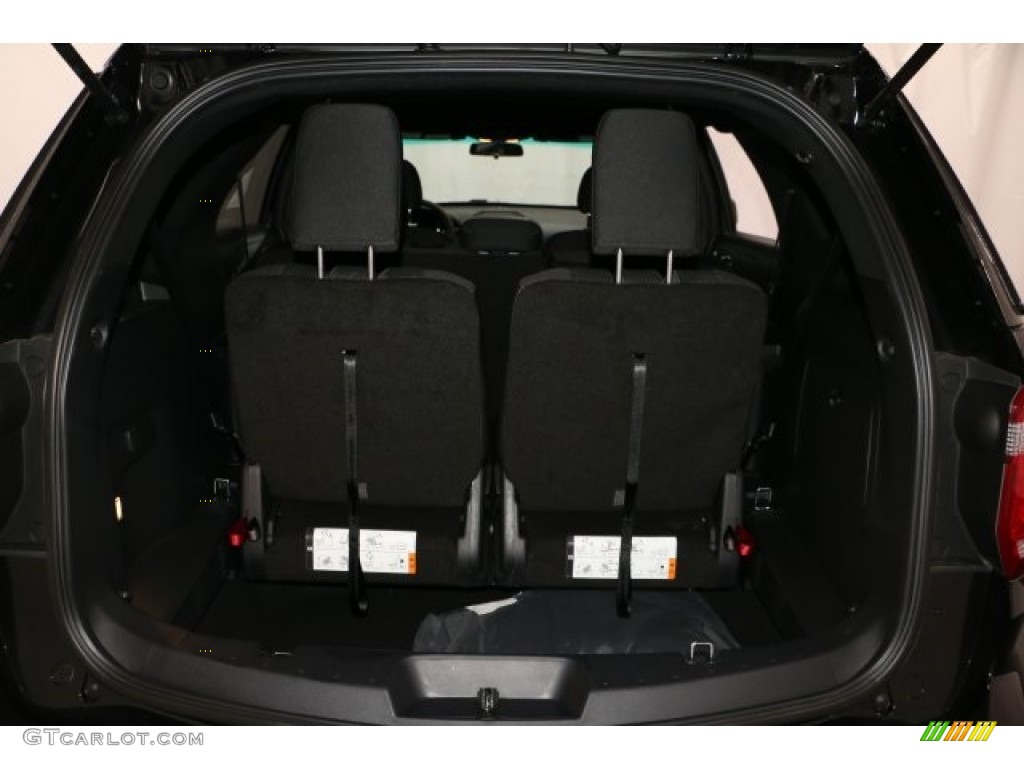 2017 Explorer XLT 4WD - Shadow Black / Ebony Black photo #6