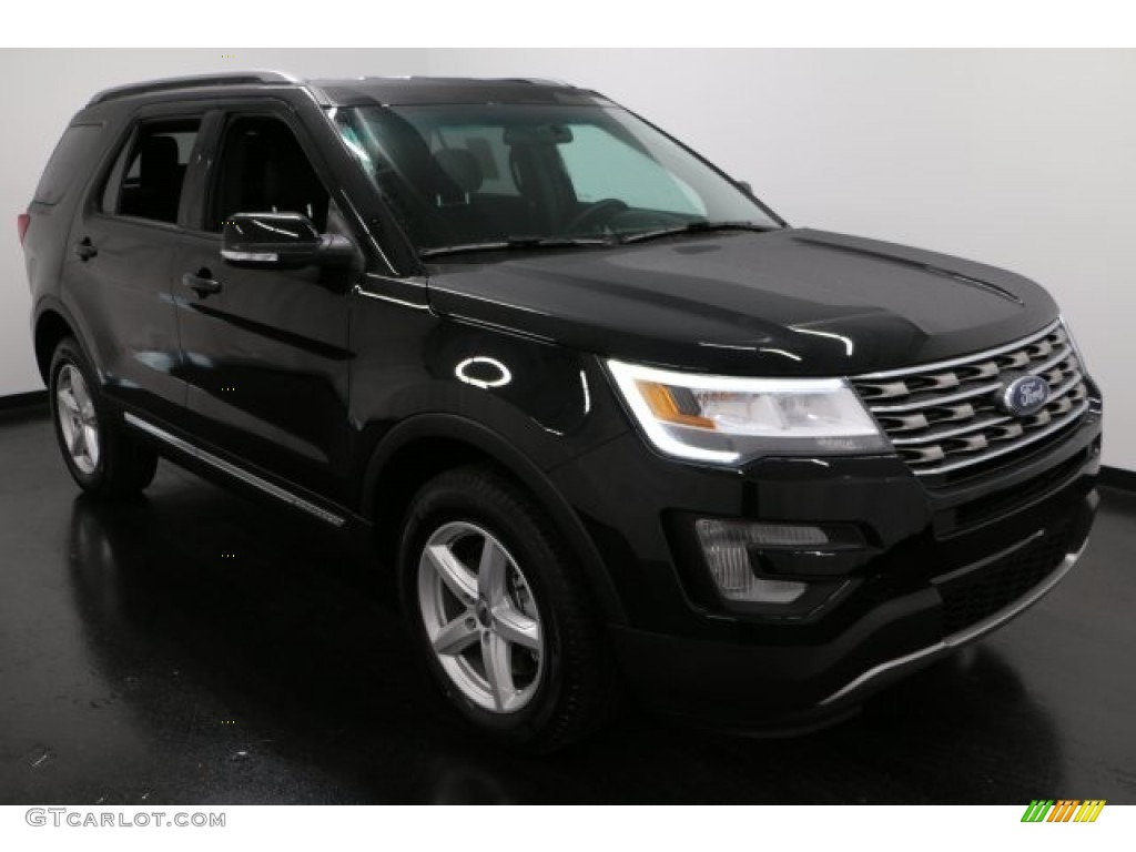 2017 Explorer XLT 4WD - Shadow Black / Ebony Black photo #8