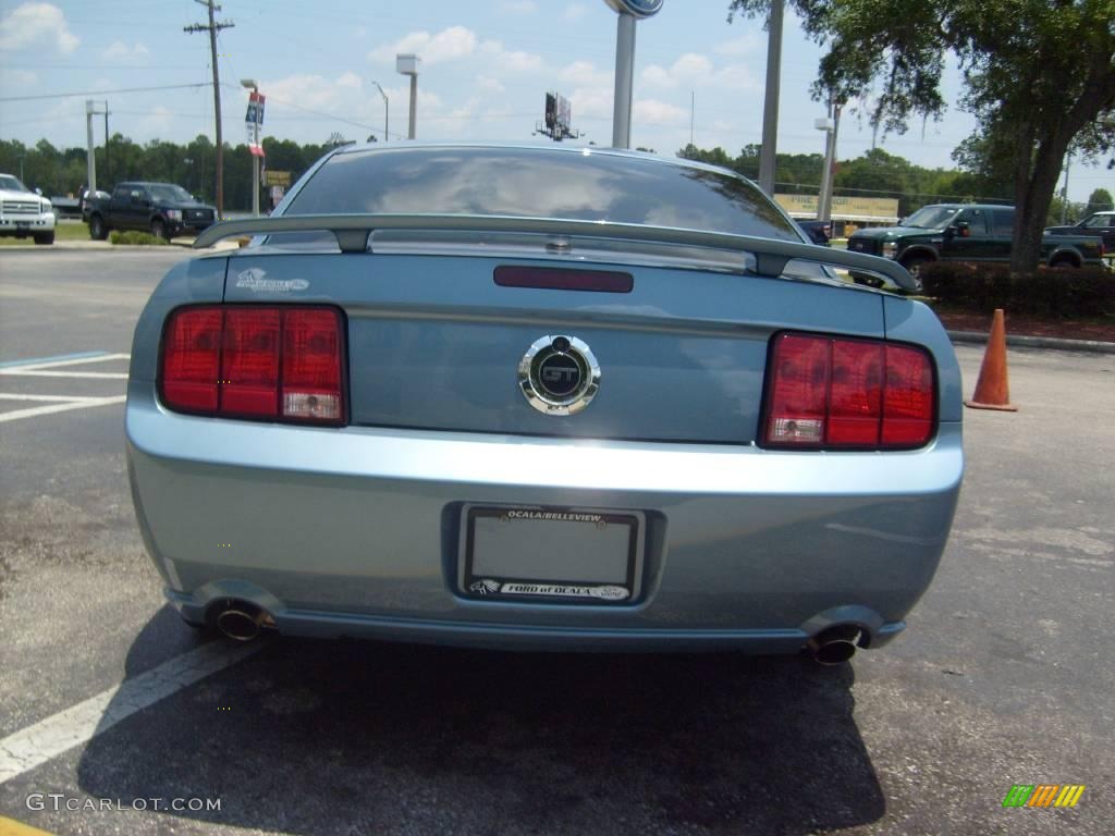 2007 Mustang GT Premium Coupe - Windveil Blue Metallic / Light Graphite photo #4