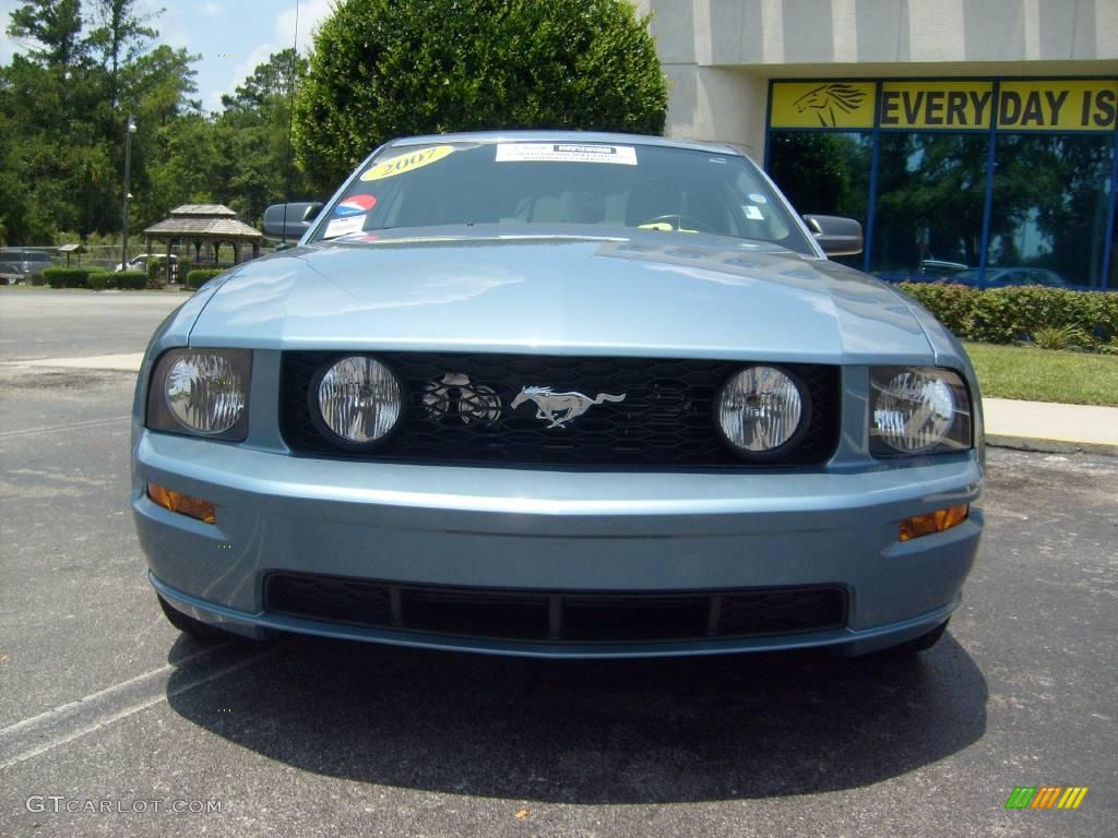 2007 Mustang GT Premium Coupe - Windveil Blue Metallic / Light Graphite photo #8