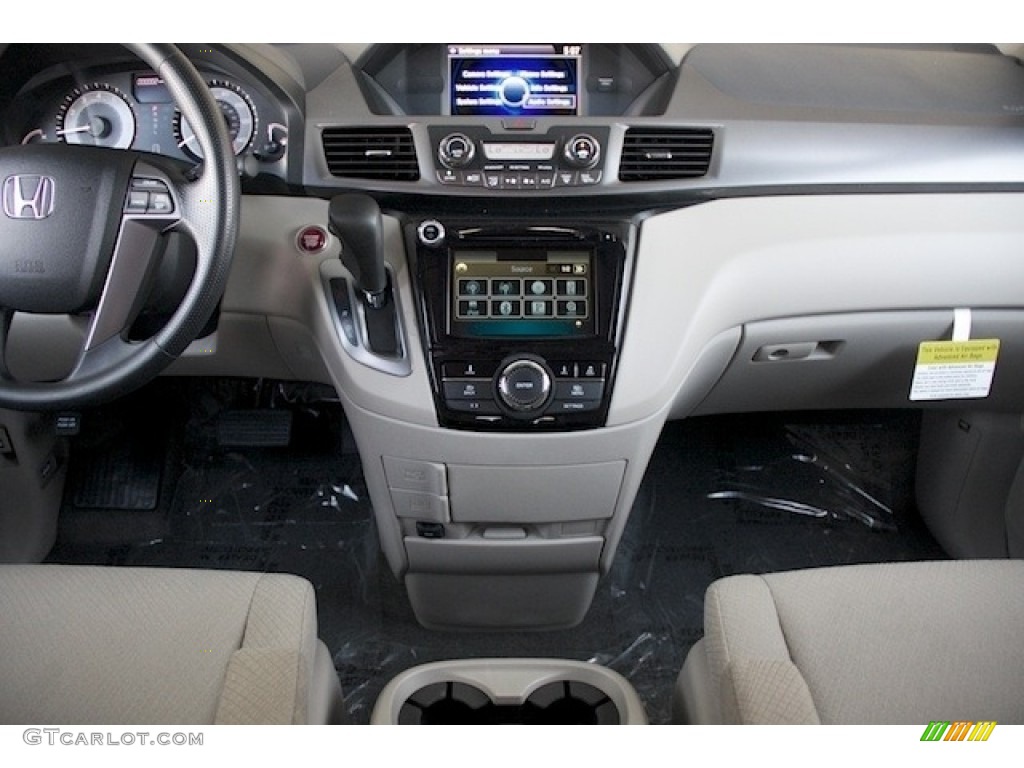 2017 Honda Odyssey EX Dashboard Photos