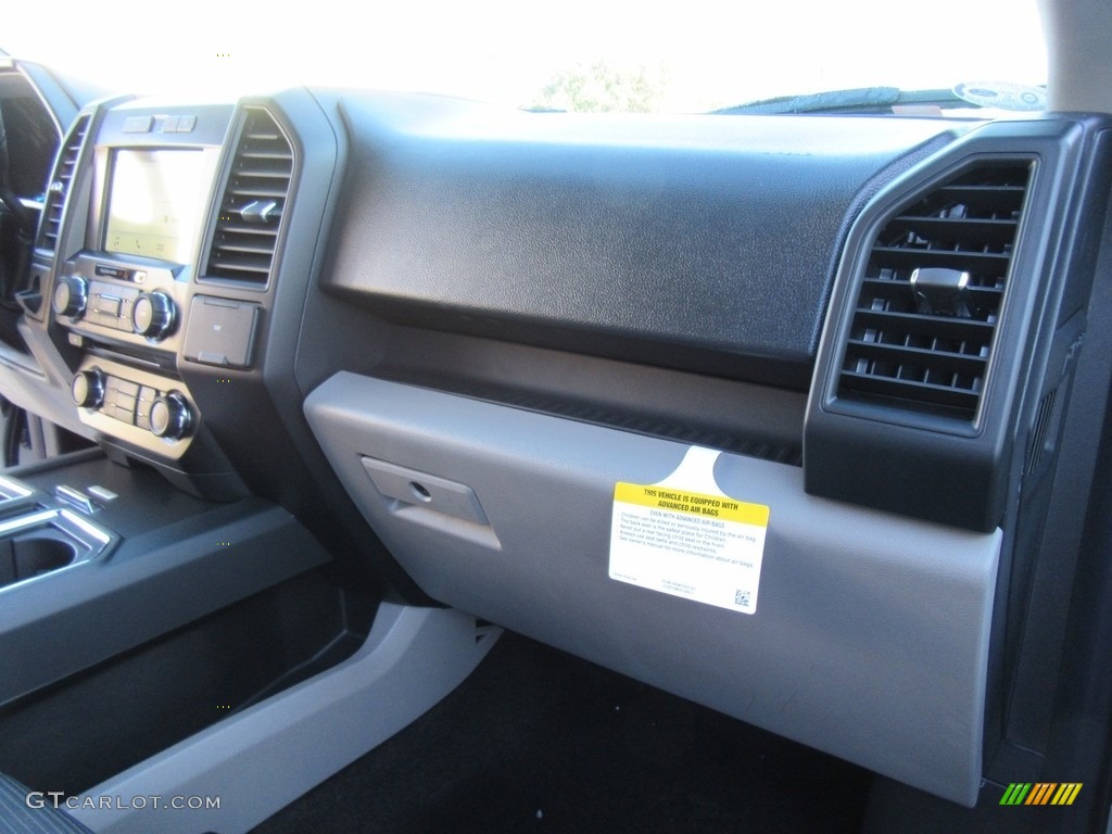 2017 F150 XL SuperCab - Ingot Silver / Black photo #16