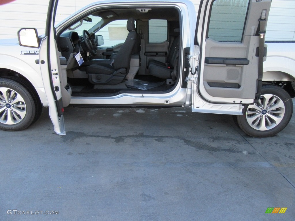 2017 F150 XL SuperCab - Ingot Silver / Black photo #17